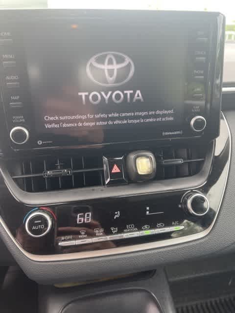 2022 Toyota Corolla LE 9