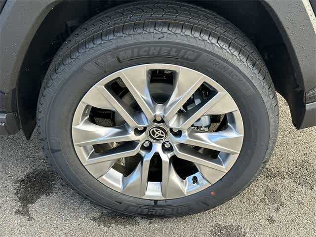 Thumbnail: 2025 Toyota RAV4 - 5