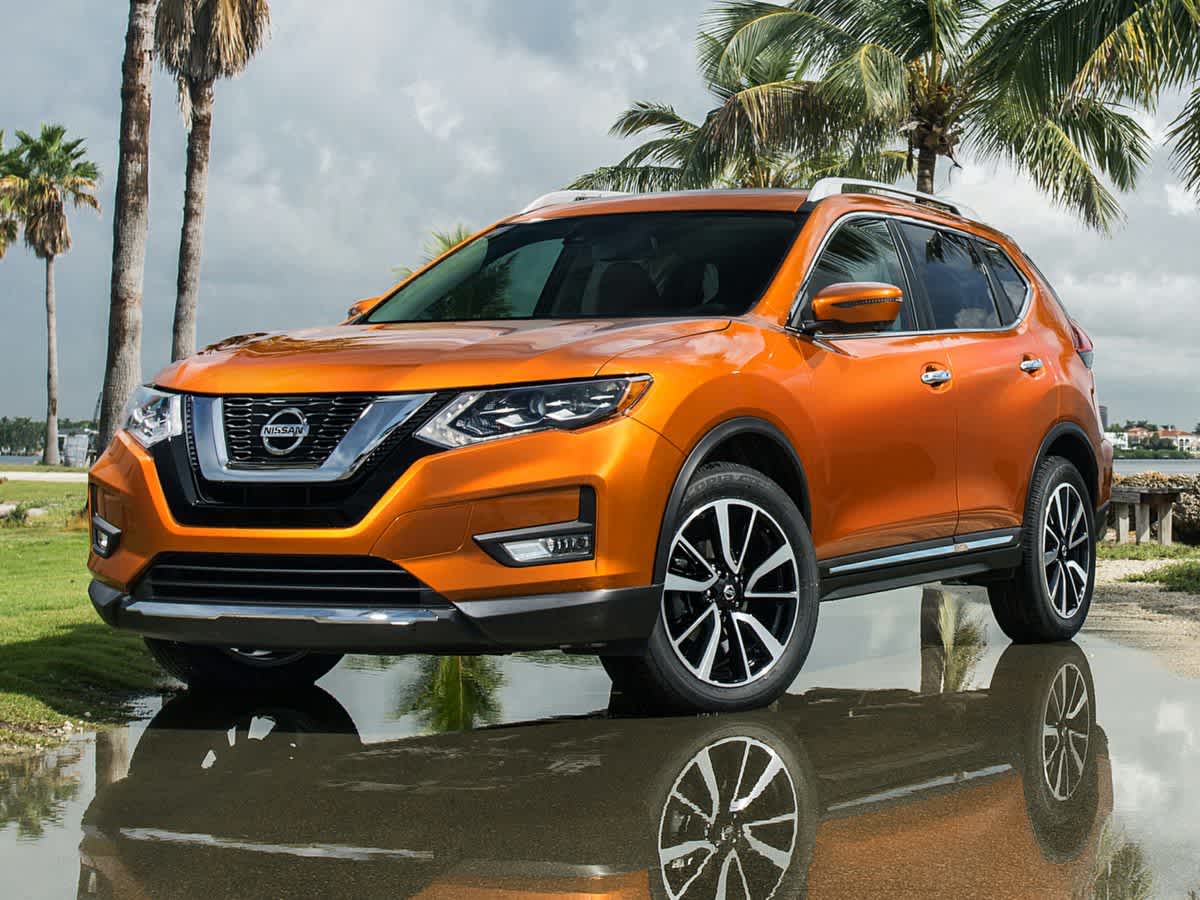 2020 Nissan Rogue SV Hero Image