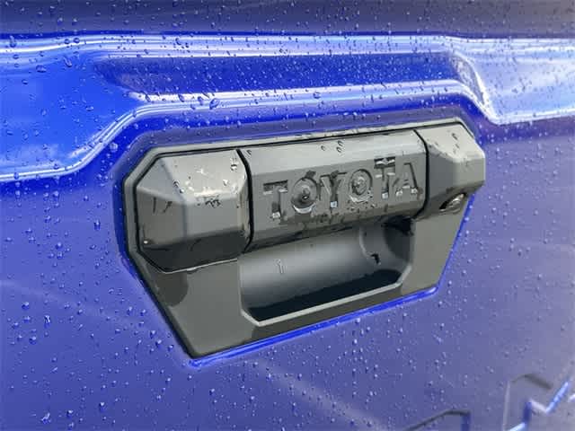 2024 Toyota Tacoma TRD Off-Road 25