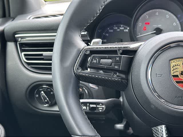 Thumbnail: 2024 Porsche Macan - 9