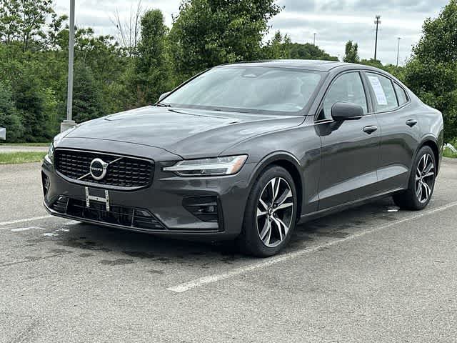 Thumbnail: 2024 Volvo S60 - 1