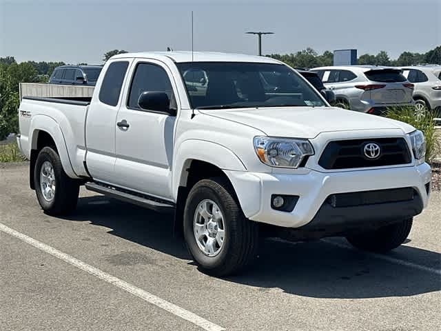 Thumbnail: 2012 Toyota Tacoma - 18