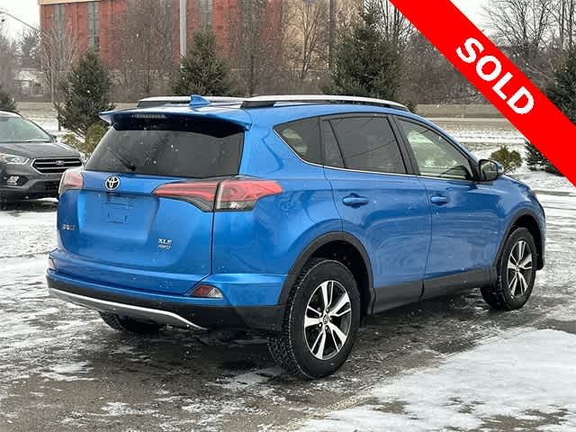 Thumbnail: 2017 Toyota RAV4 - 23