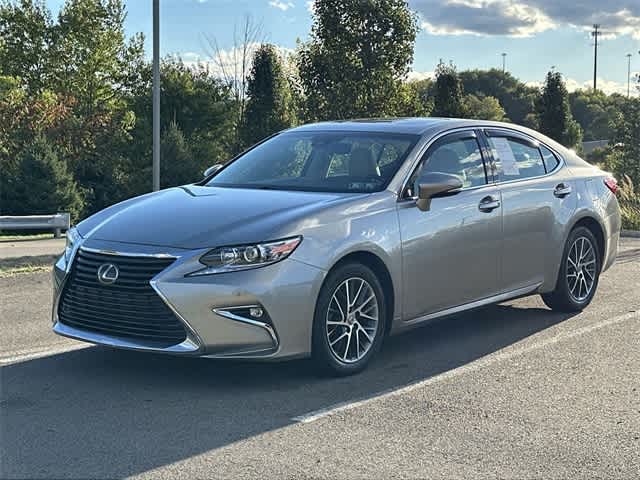 Thumbnail: 2017 Lexus ES - 1