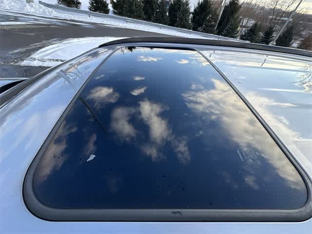 Thumbnail: 2021 Toyota RAV4 - 6