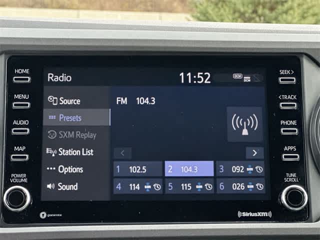 Thumbnail: 2022 Toyota Tacoma - 11