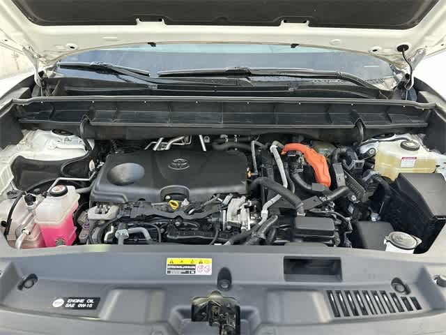 Thumbnail: 2021 Toyota Highlander - 26