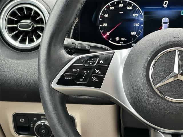 Thumbnail: 2025 Mercedes-Benz GLB - 8