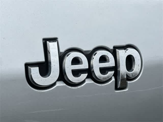 Thumbnail: 2023 Jeep Grand Cherokee - 29