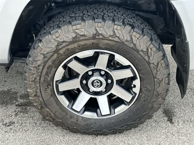 Thumbnail: 2021 Toyota 4Runner - 5