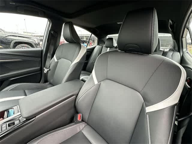 Thumbnail: 2025 Toyota Camry - 16