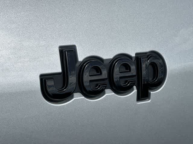 Thumbnail: 2023 Jeep Grand Cherokee - 31