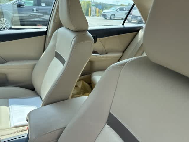 Thumbnail: 2012 Toyota Camry - 7