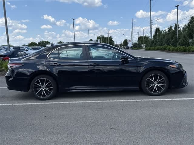 Thumbnail: 2021 Toyota Camry - 3