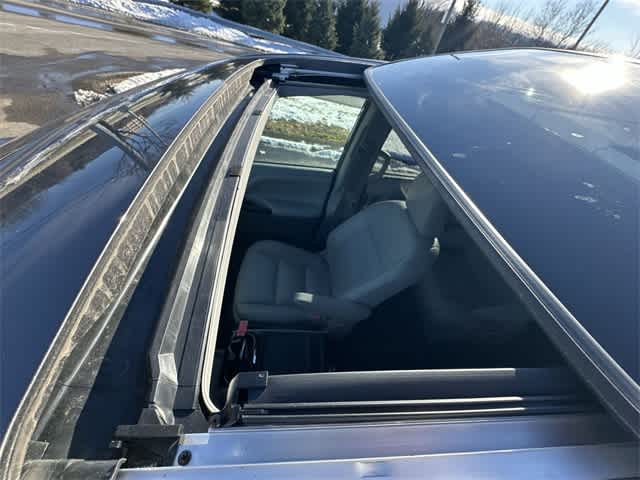 Thumbnail: 2020 Toyota Sienna - 6