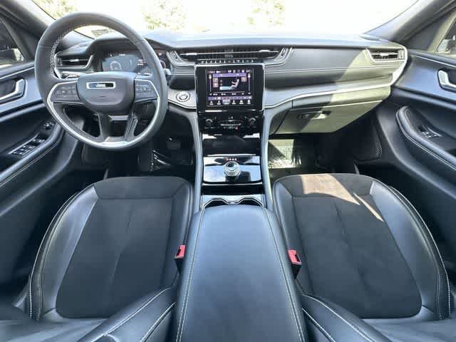 Thumbnail: 2023 Jeep Grand Cherokee - 22