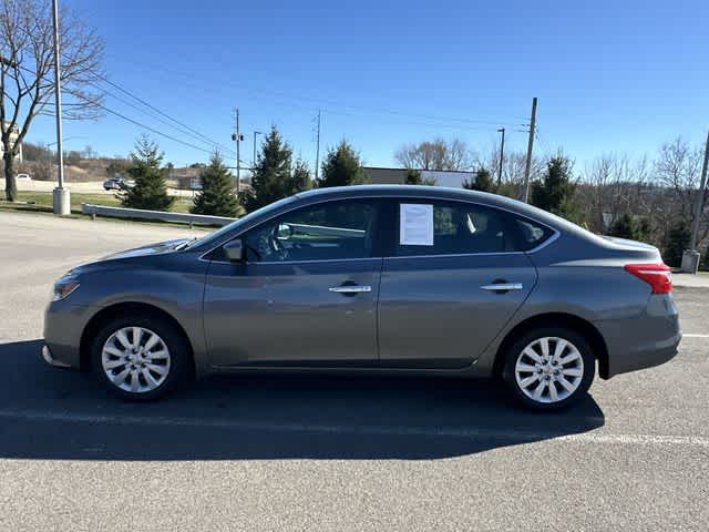 Thumbnail: 2018 Nissan Sentra - 2