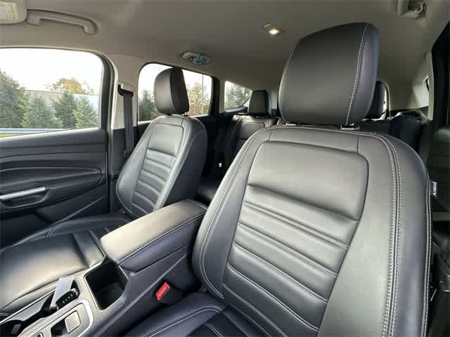 Thumbnail: 2019 Ford Escape - 15