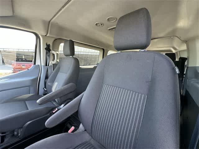 Thumbnail: 2015 Ford Transit Series - 10
