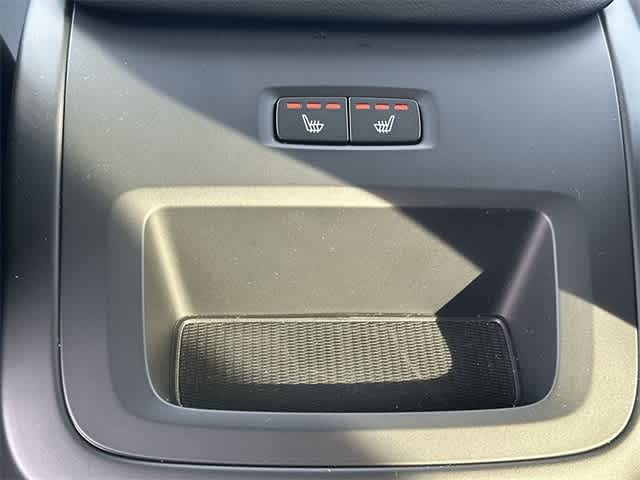 Thumbnail: 2025 Volvo S60 - 19