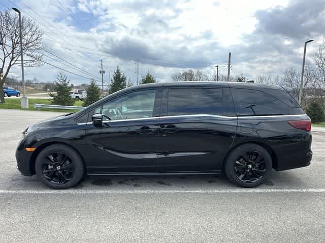Thumbnail: 2023 Honda Odyssey - 2