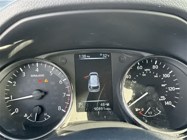 Thumbnail: 2017 Nissan Rogue - 6