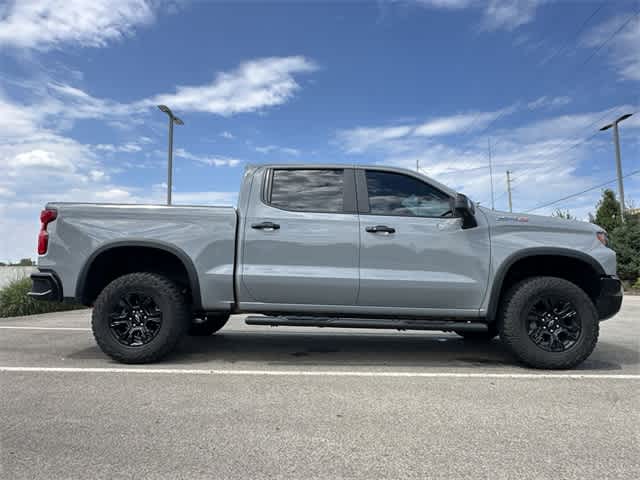 Thumbnail: 2024 Chevrolet Silverado 1500 - 3