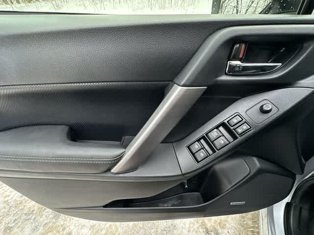 Thumbnail: 2015 Subaru Forester - 17