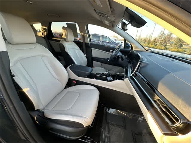 Thumbnail: 2023 Kia Sportage - 23