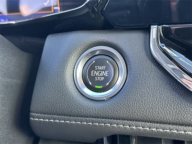 Thumbnail: 2023 Chevrolet Colorado - 10