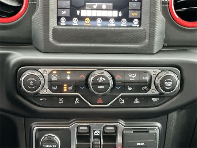 Thumbnail: 2021 Jeep Wrangler - 15