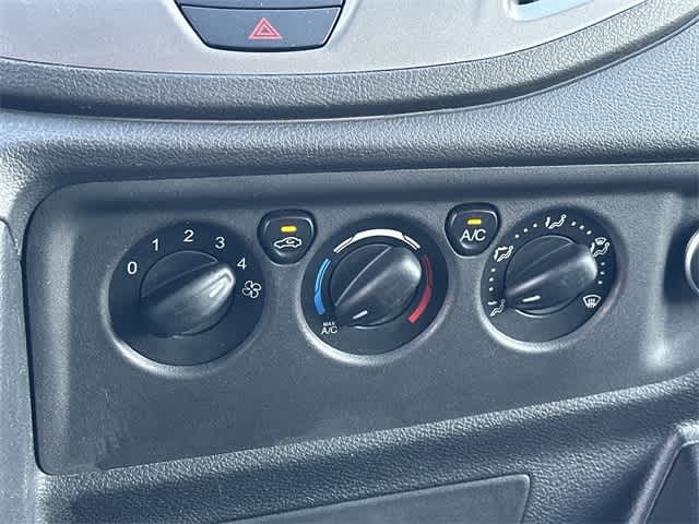 Thumbnail: 2015 Ford Transit Series - 11