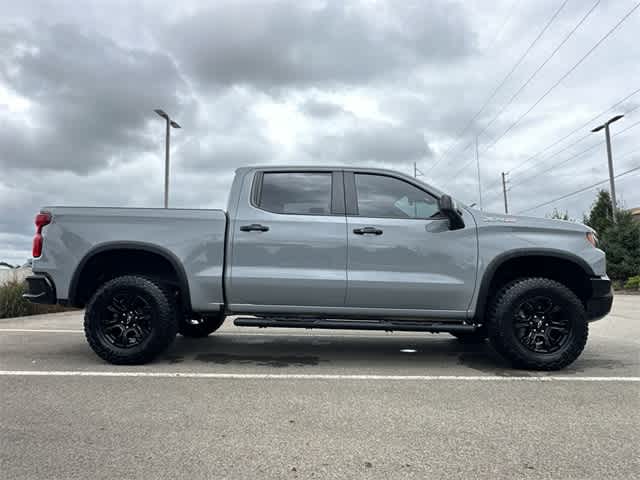 Thumbnail: 2024 Chevrolet Silverado 1500 - 3