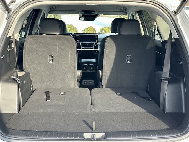 Thumbnail: 2023 Kia Sorento - 29