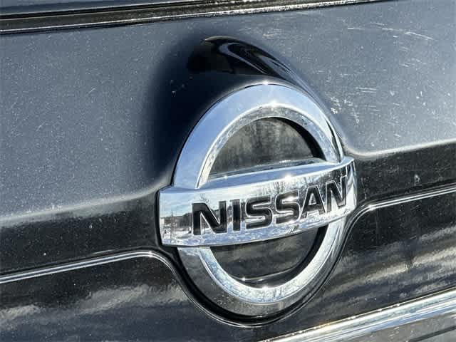 Thumbnail: 2017 Nissan Rogue - 16