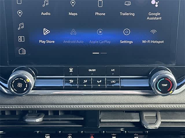 Thumbnail: 2023 Chevrolet Colorado - 14