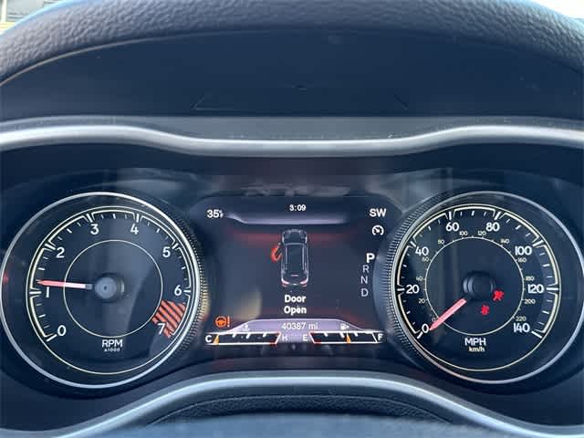 Thumbnail: 2014 Jeep Cherokee - 6