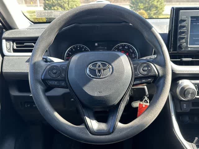 Thumbnail: 2022 Toyota RAV4 - 6