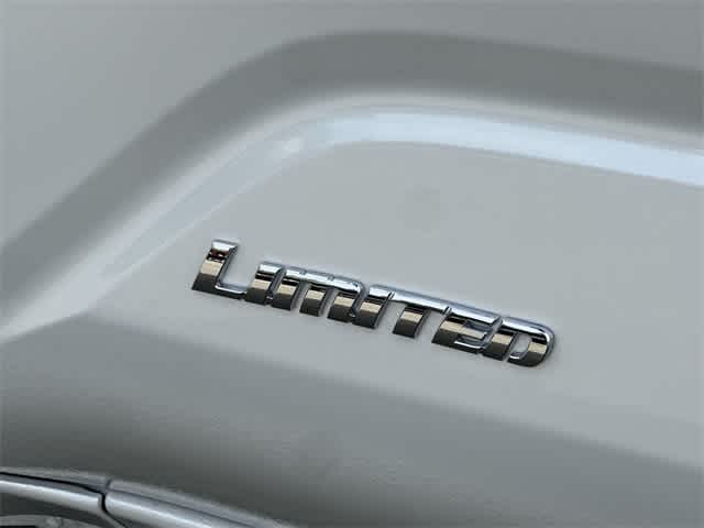 Thumbnail: 2025 Toyota Tacoma - 25