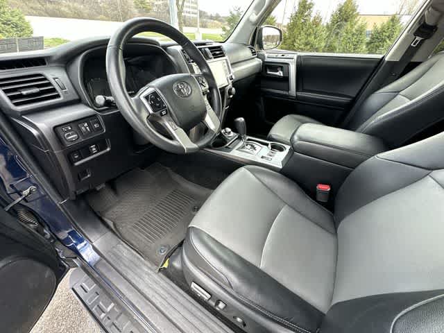 Thumbnail: 2021 Toyota 4Runner - 17