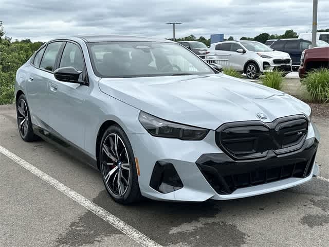 Thumbnail: 2024 BMW i5 - 32
