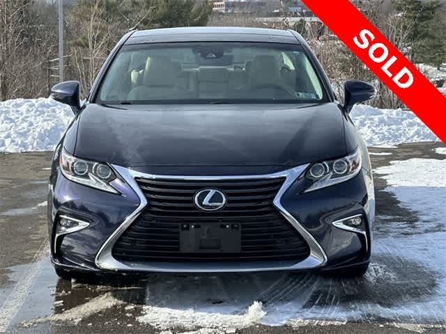 Thumbnail: 2017 Lexus ES - 23