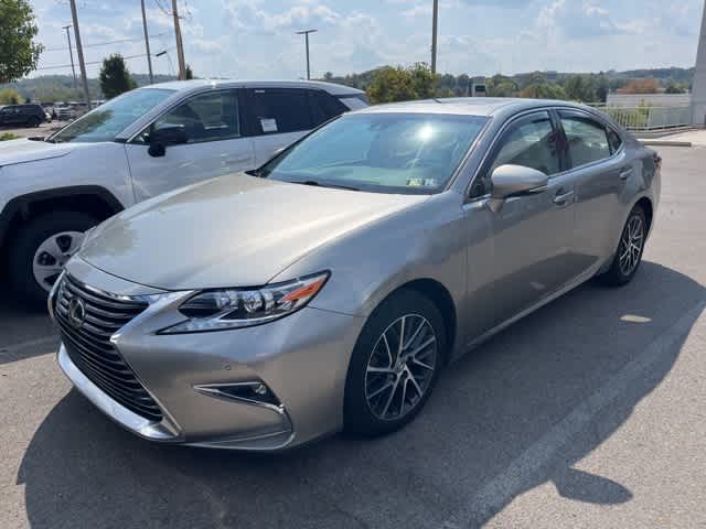 Thumbnail: 2017 Lexus ES - 1