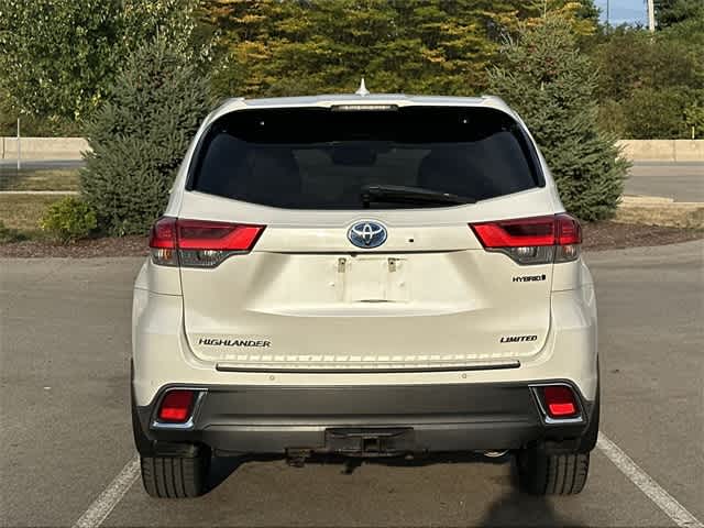Thumbnail: 2018 Toyota Highlander - 4