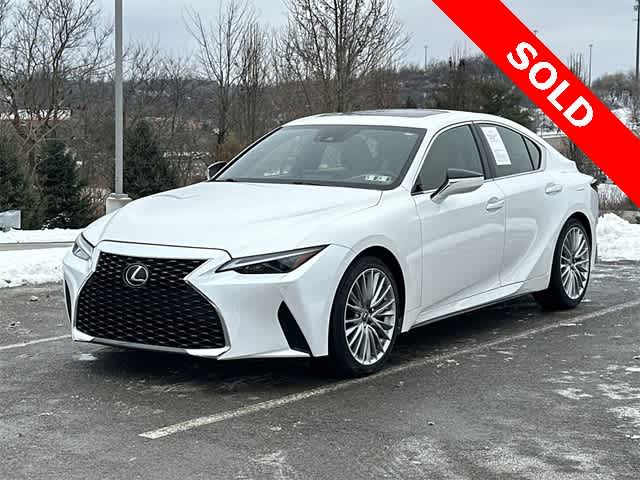 Thumbnail: 2022 Lexus IS - 1