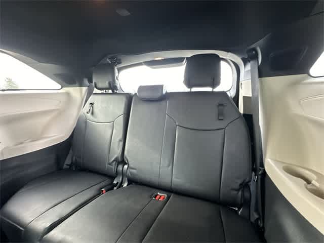 Thumbnail: 2025 Toyota Sienna - 19