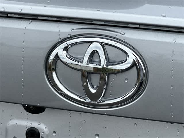 Thumbnail: 2025 Toyota RAV4 - 25