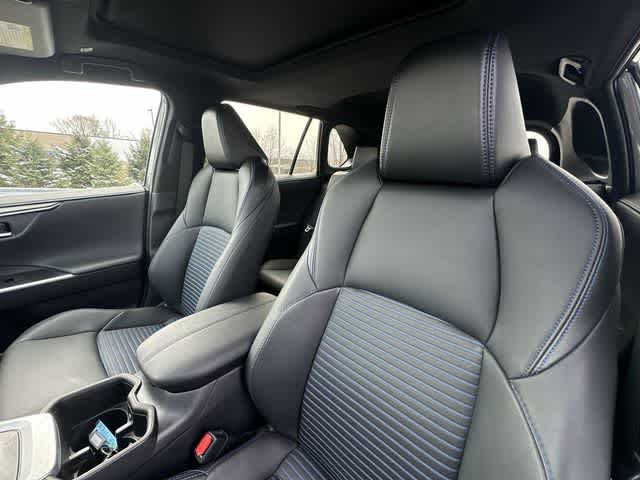 Thumbnail: 2024 Toyota RAV4 - 16