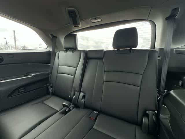 Thumbnail: 2022 Honda Pilot - 18